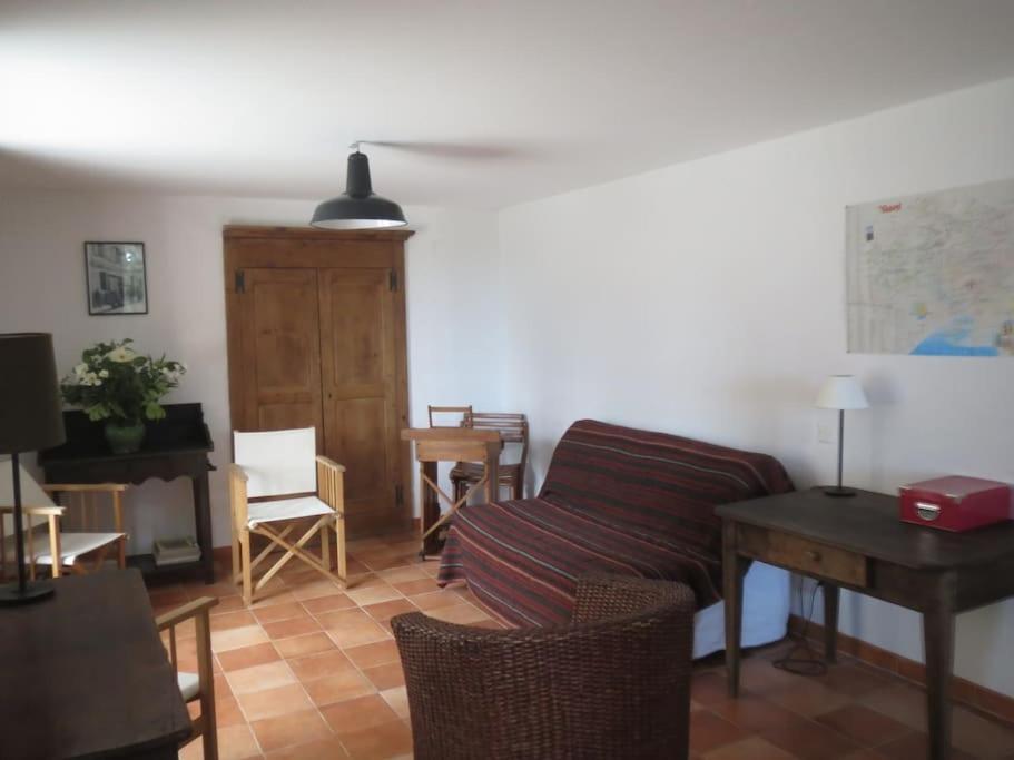 La Maison Du Prieure Vezenobres 外观 照片